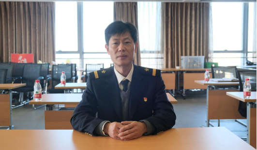 强港日在引航 海港工匠 引航力量657.png